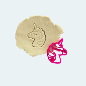 Yksisarvisen pää piparkakkumuotti